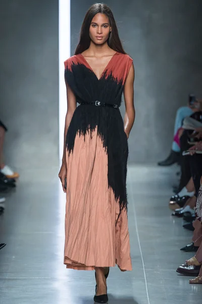Look 24